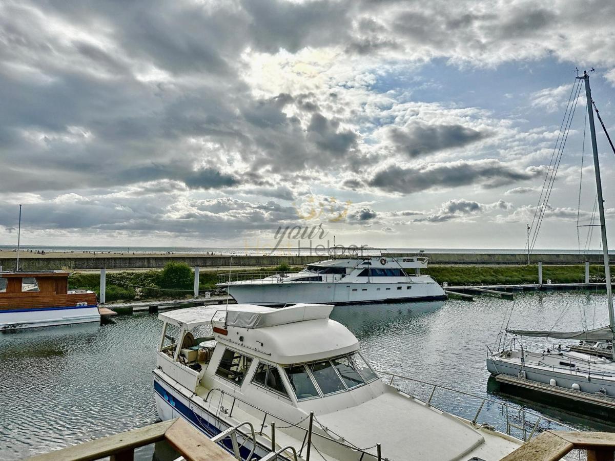 Le Yacht Yourhosthelper Deauville Exteriér fotografie